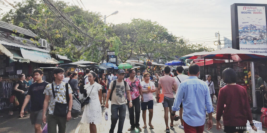 Chatuchak Weekend Market – Bangkok Guide