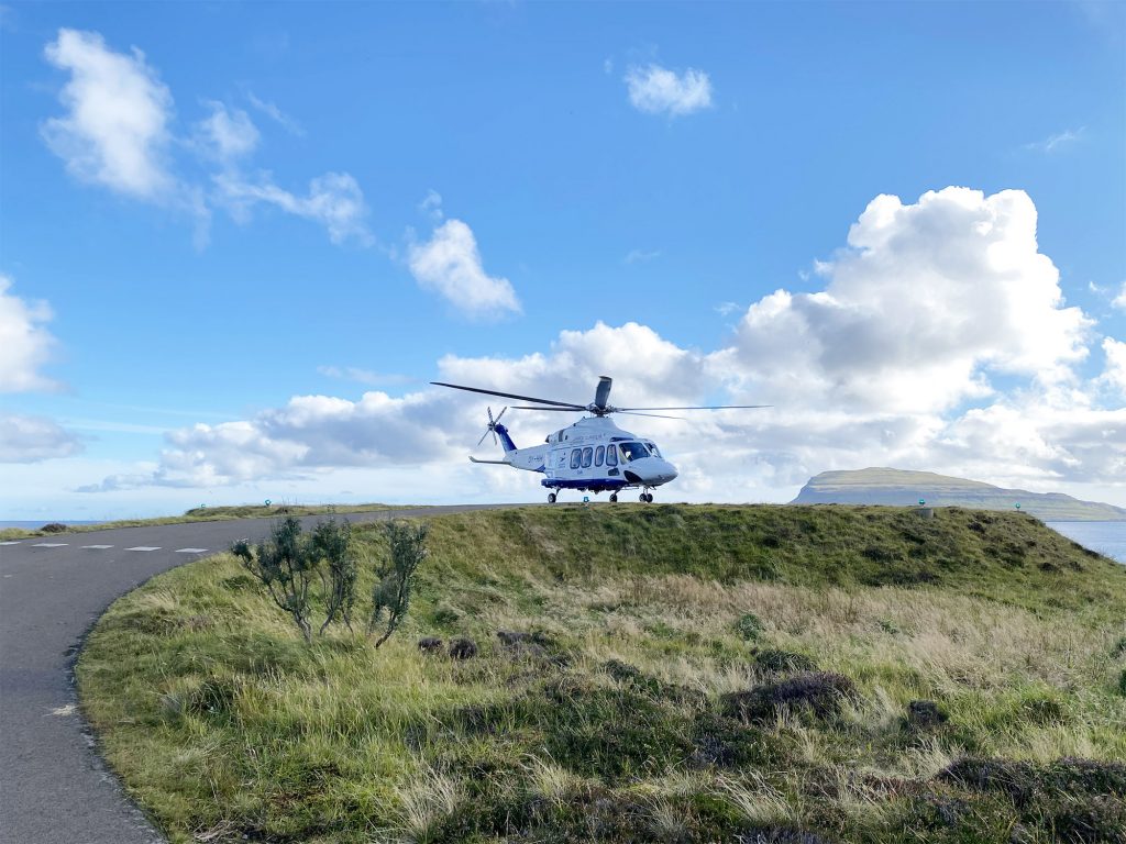 Med helikopter til Svínoy, Færøerne Blog