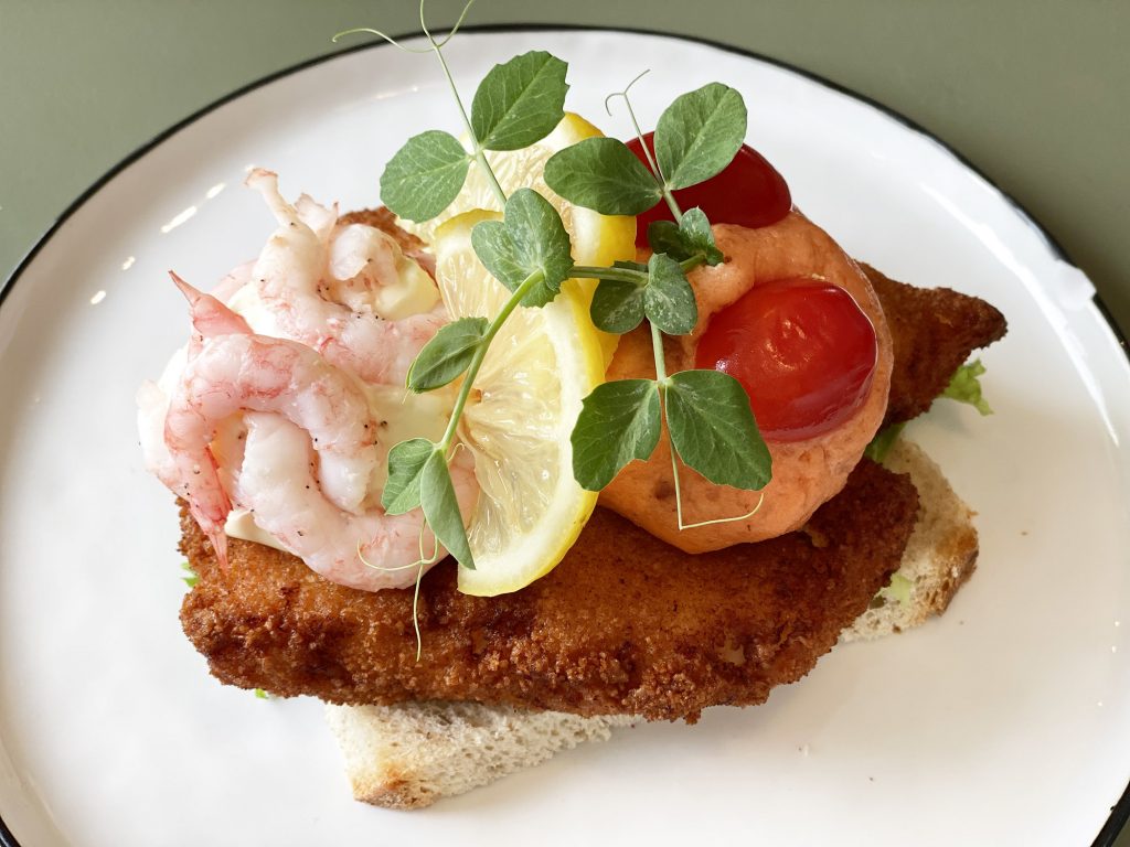 Frokost på Bitin, Torshavn