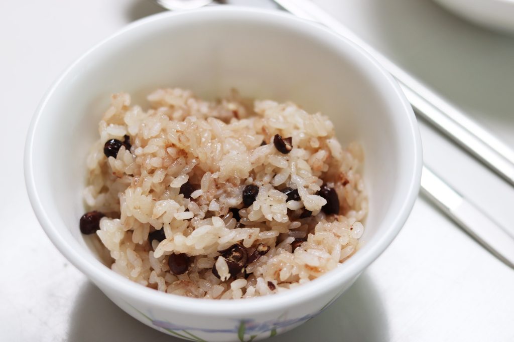 Koreanske ris med røde bønner (Pat Bap) - Opskrift