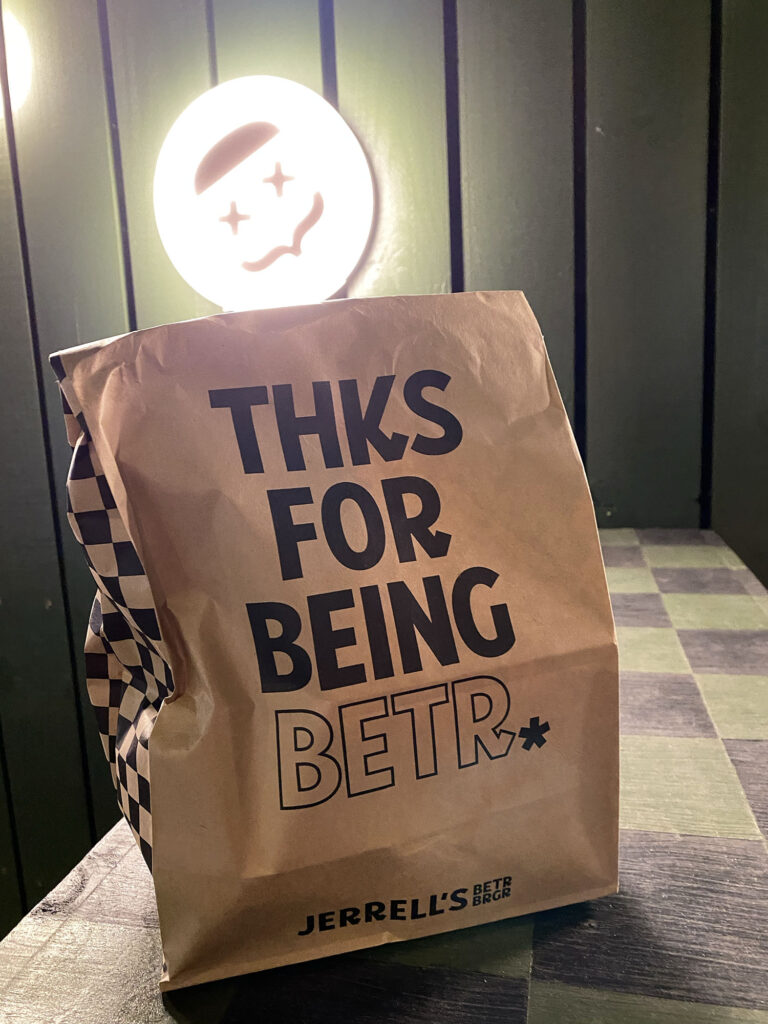 New York: Jerrell's Betr Brgr - Veganske burgere midt om natten
