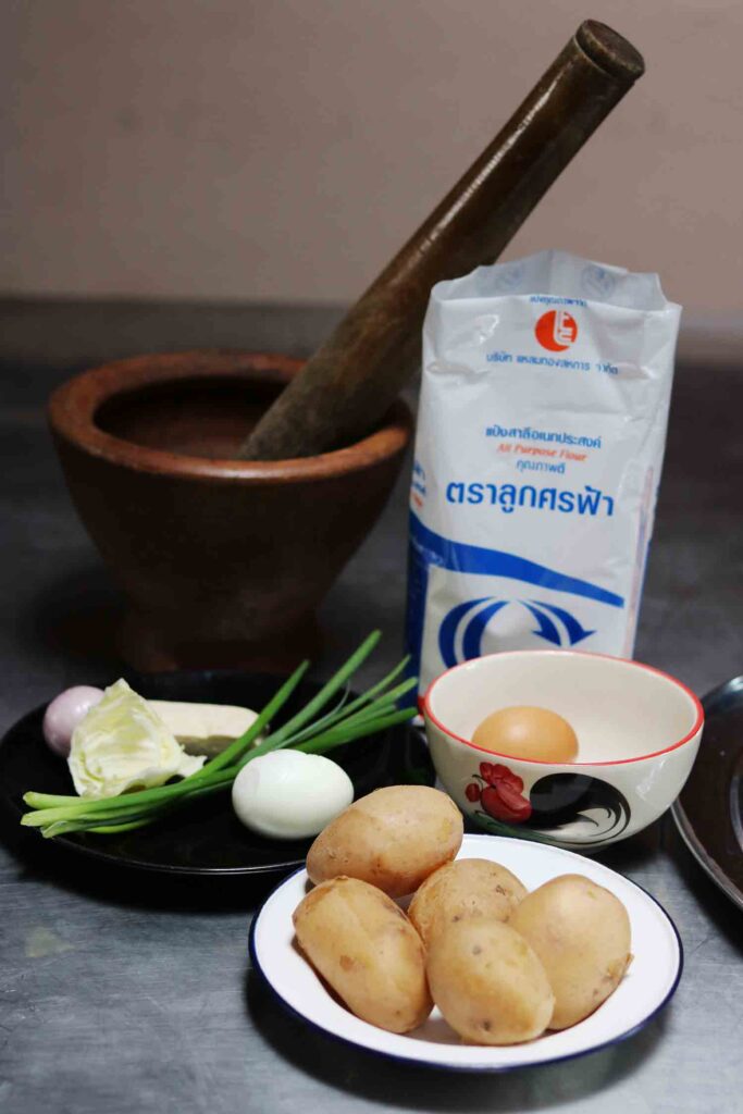 Opskrift: Kartoffeldumplings fra Myanmar(aloo ket tha late kyaw)