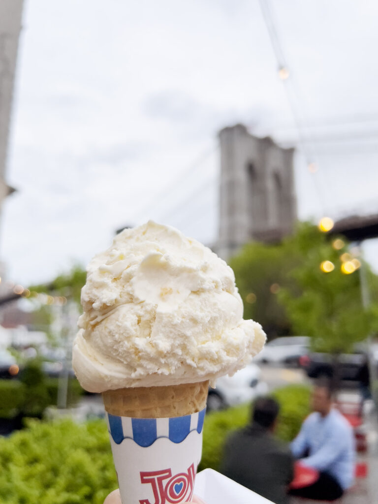 New York: Peaches & Cream og Brooklyn Ice Cream Factory