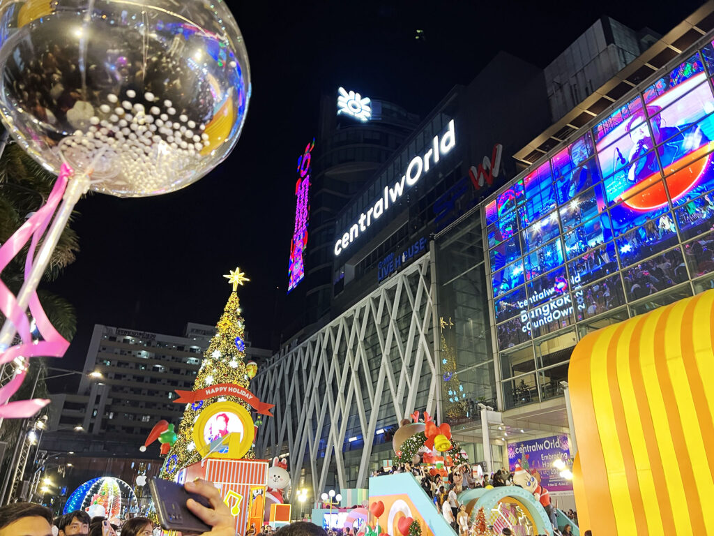 Nytårsaften i Bangkok og CentralWorld Countdown