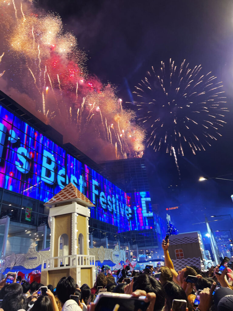 Nytårsaften i Bangkok og CentralWorld Countdown