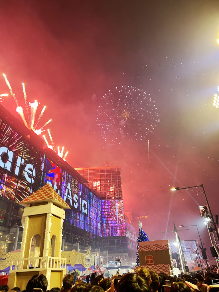 Nytårsaften i Bangkok og CentralWorld Countdown