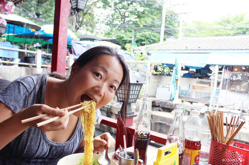 Bangkok: Baan Kuay Tiew Ruathong og Boat Noodle Alley