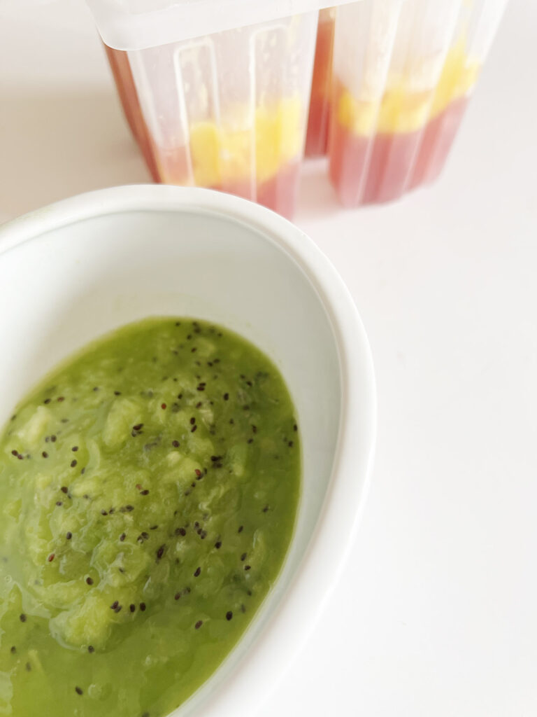 Opskrift: Hjemmelavede ispinde med frisk frugt og juice