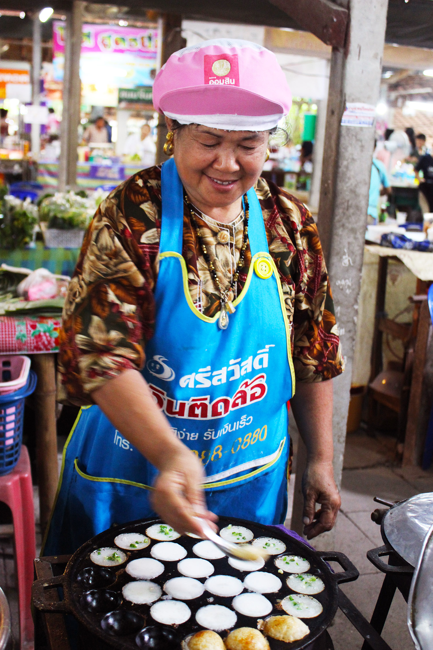 Street food i Thailand: Khanom Krok - Små kokospandekager