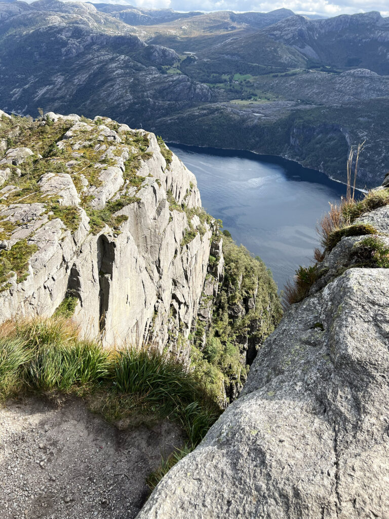 Norge: Min Guide til Preikestolen - Tips og Gode Råd