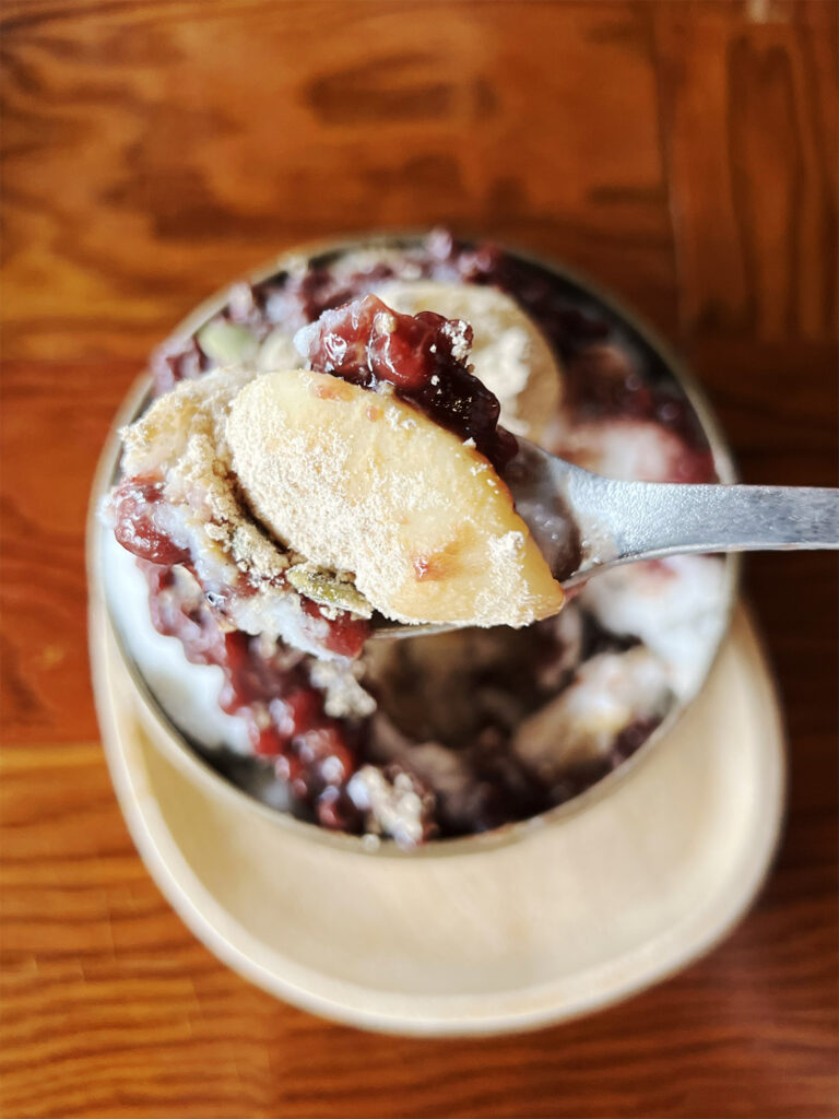 Patbingsu - Koreansk dessert med shaved ice og røde bønner