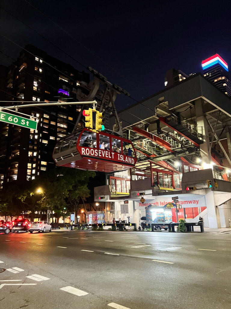 New York: Svævebanen til Roosevelt Island