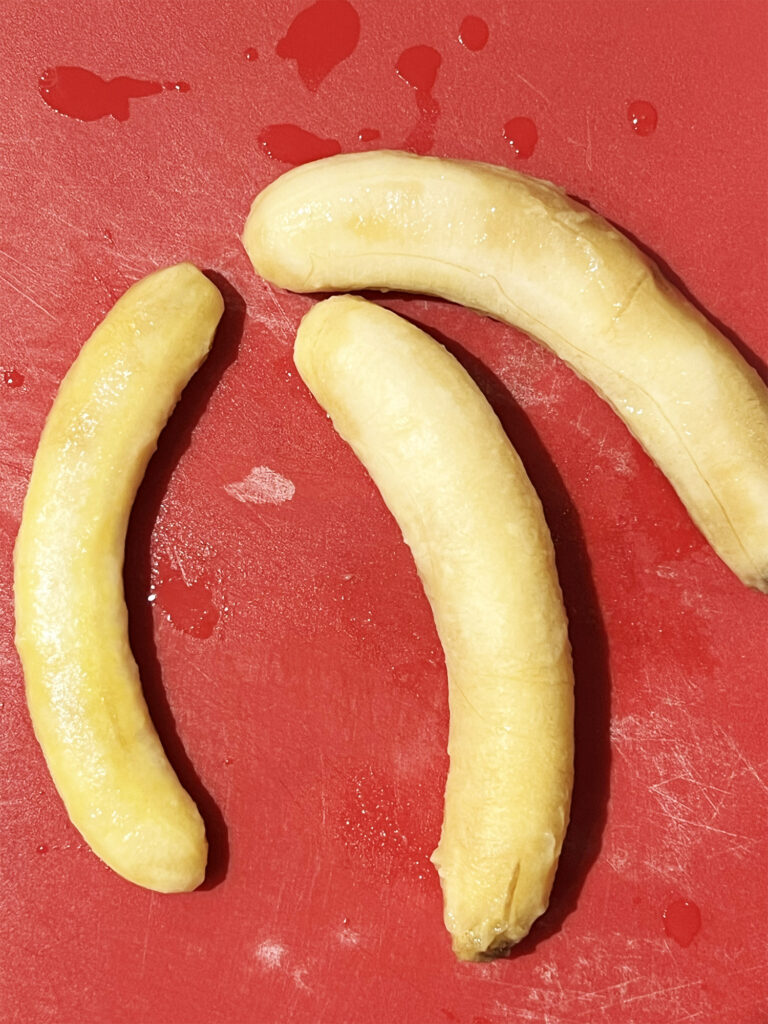 Opskrift: Bananis med peanutbutter, chokolade og vanilje