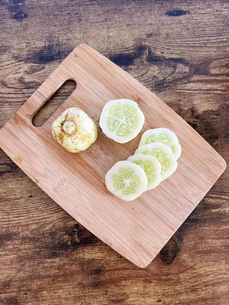 Seattle: Citronagurker (lemon cucumber) frisk fra markedet