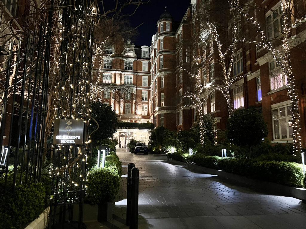 London: Et skønt ophold på St. Ermin's Hotel