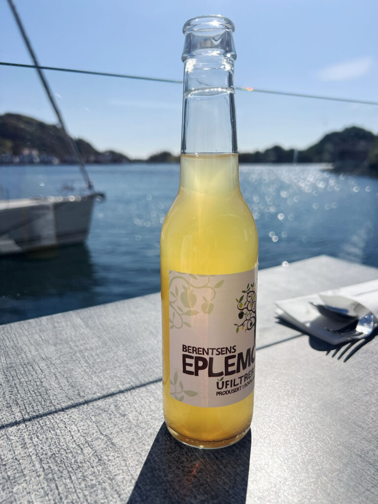 Norge: Dagsudflugt til Hidra og frokost på Isbua