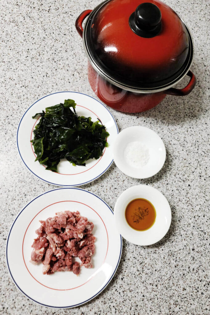Opskrift: Miyeok Guk – Koreansk tangsuppe (fødselsdagssuppe)