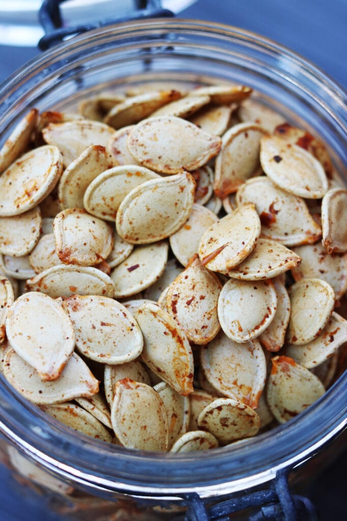 Opskrift: Harissa-ristede Græskarkerner